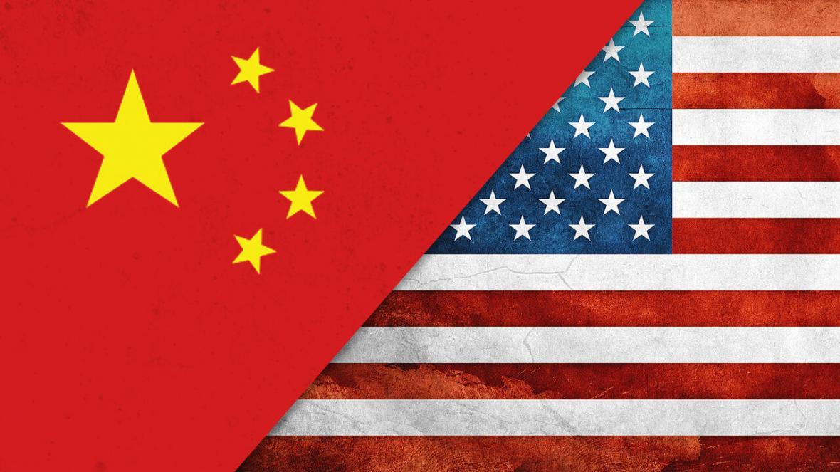 خبرنگاران سخنگوی وزارتخارجه چین، ارتش آمریکا را به شیوع کرونا در این کشور متهم کرد