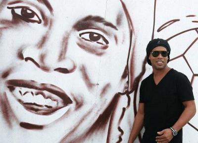 رونالدینیو پس از 32 روز با وثیقه سنگین آزاد شد