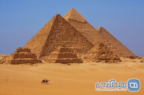 گردشگران بار دیگر برای بازدید از مقاصد دیدنی به مصر بازگشته گردشگران بار دیگر برای بازدید از مقاصد دیدنی به مصر بازگشته اند