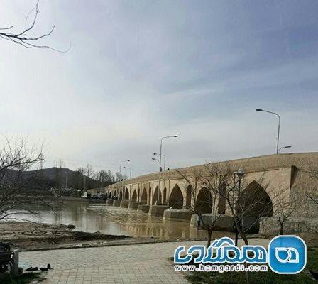 پل بابا محمود سهروفیروزان یکی از پل های دیدنی استان اصفهان است